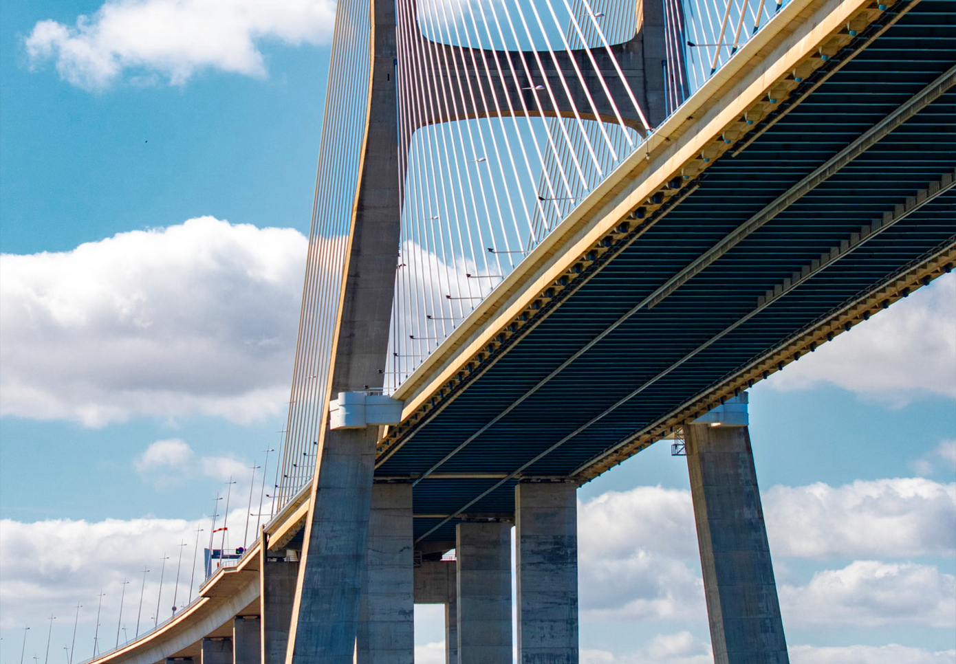 pont de Vasco de Gama, photo Rita Candeias sur Unsplash