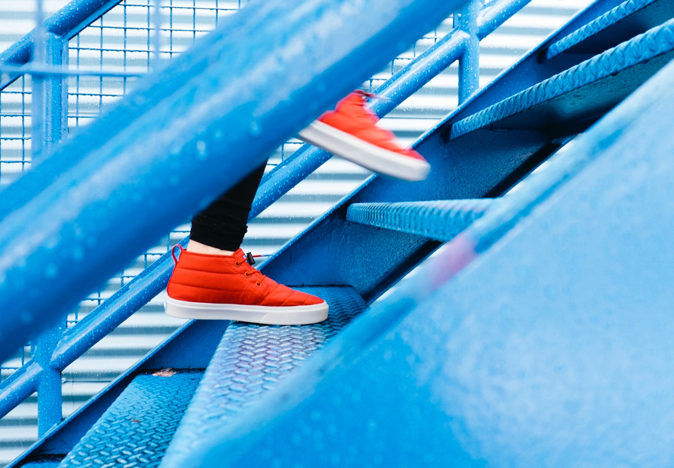 Escalier, Photo Lindsay Henwood, Unsplash