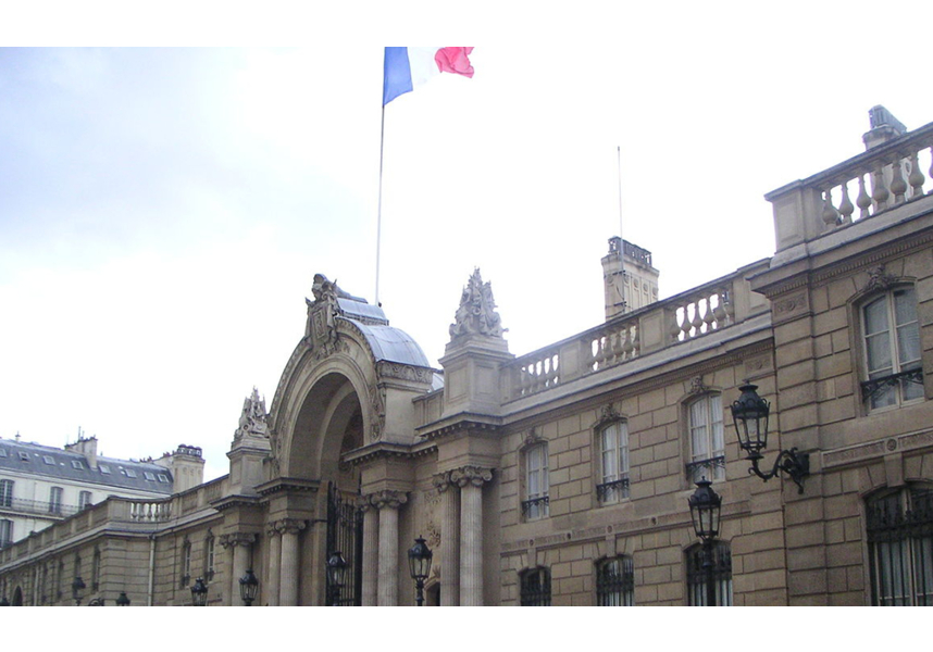 TouN,Palais Elysée entrée, via Wikimedia Commons